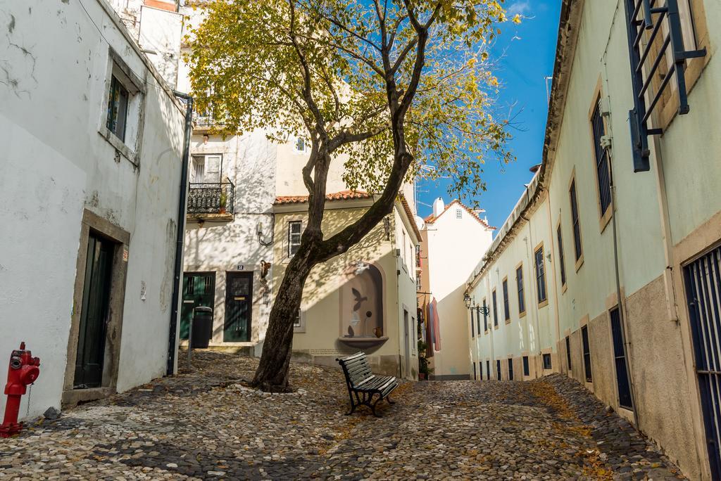 Little Duplex In Alfama Apartman Lisboa Kültér fotó